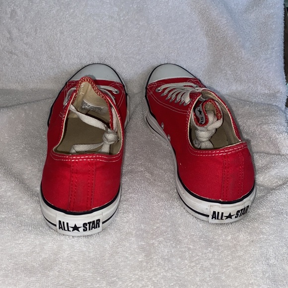 Red Converse Chuck Taylor’s - Picture 6 of 6